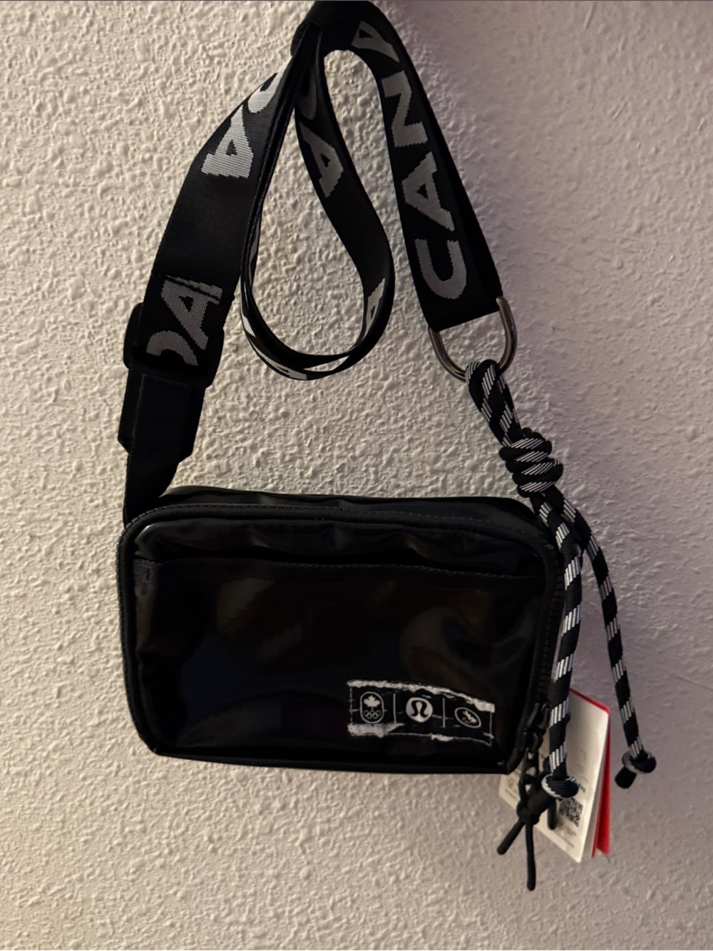 Lululemon Team Canada Future Legacy Easy Access
Ripstop 1.5l Bag